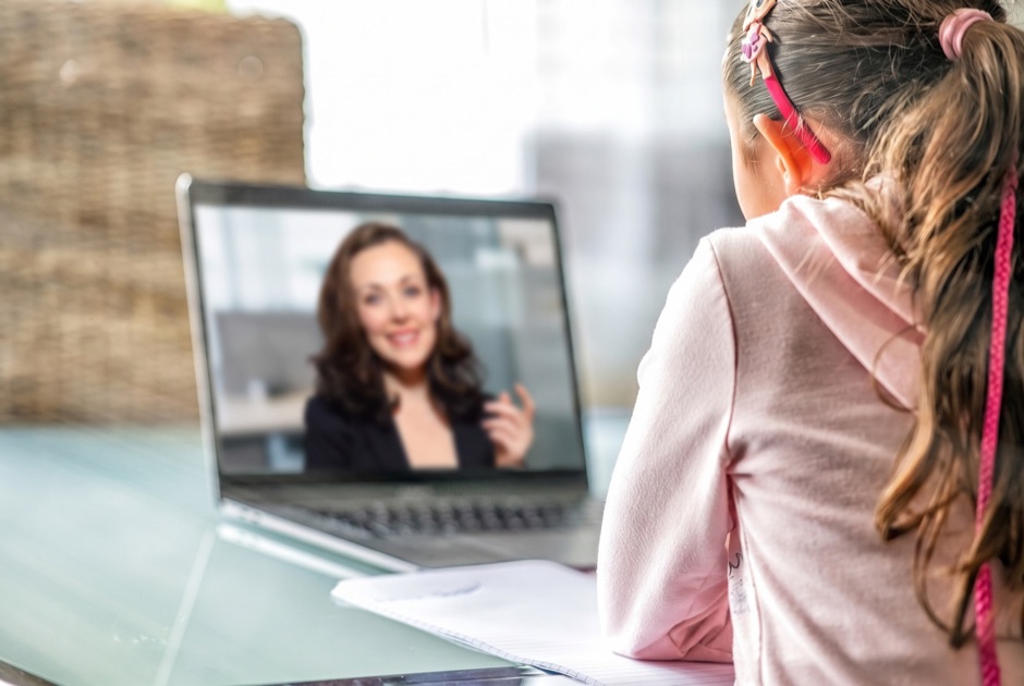 Student in a virtual session with her academic coach